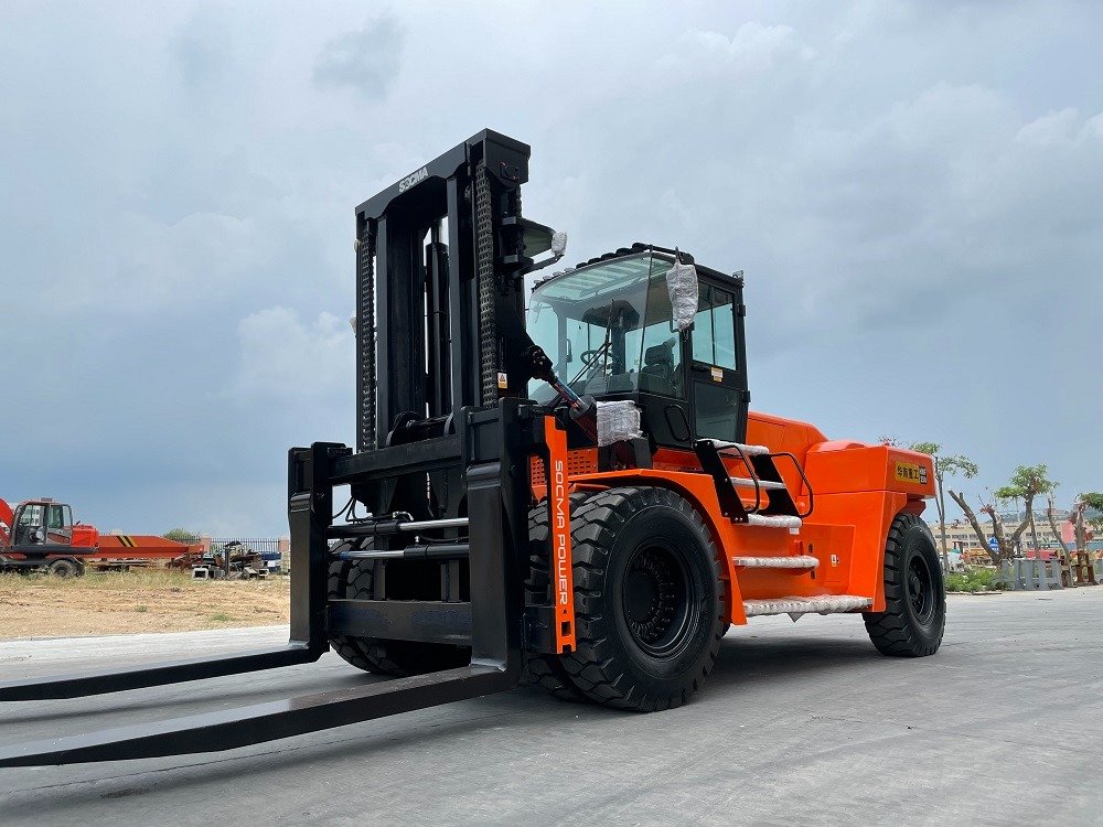 Heavy Duty Forklift